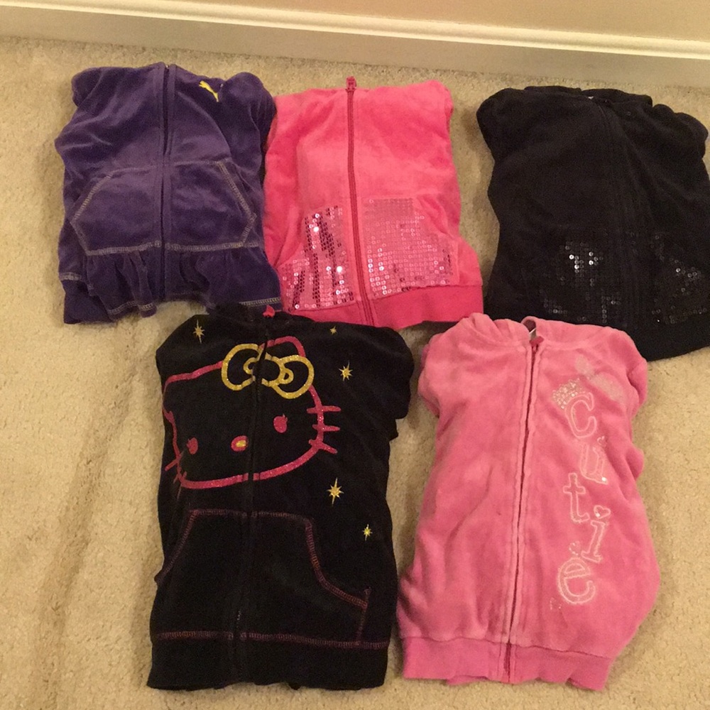 5 sweatsuits for the price of 1!!